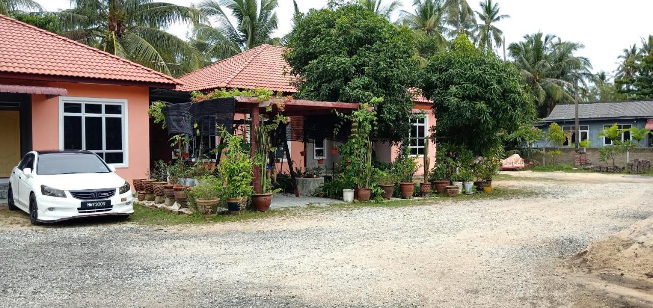 Sofea Homestay Batu Rakit ภายนอก รูปภาพ