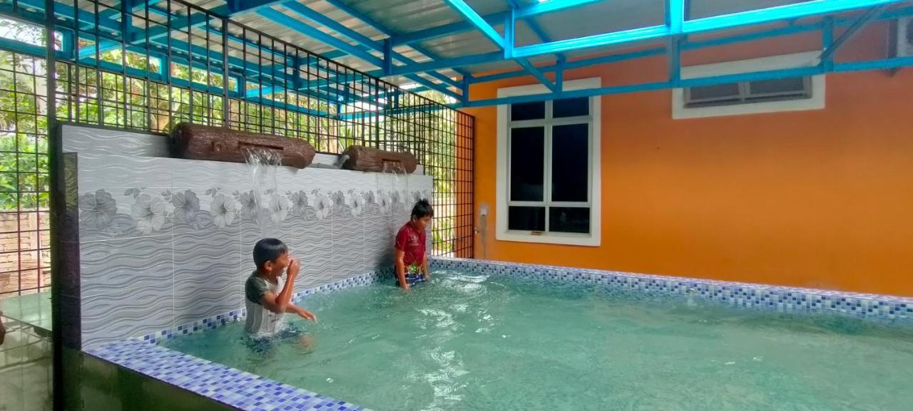 Sofea Homestay Batu Rakit ภายนอก รูปภาพ