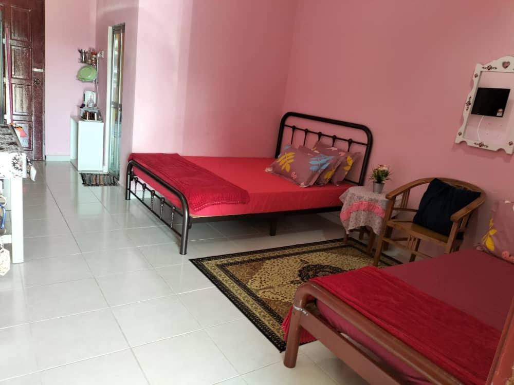 Sofea Homestay Batu Rakit ภายนอก รูปภาพ