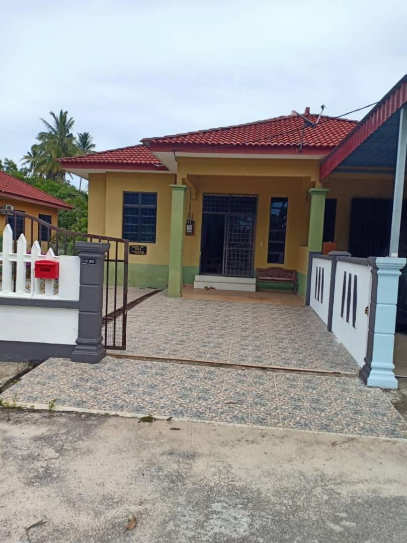 Sofea Homestay Batu Rakit ภายนอก รูปภาพ